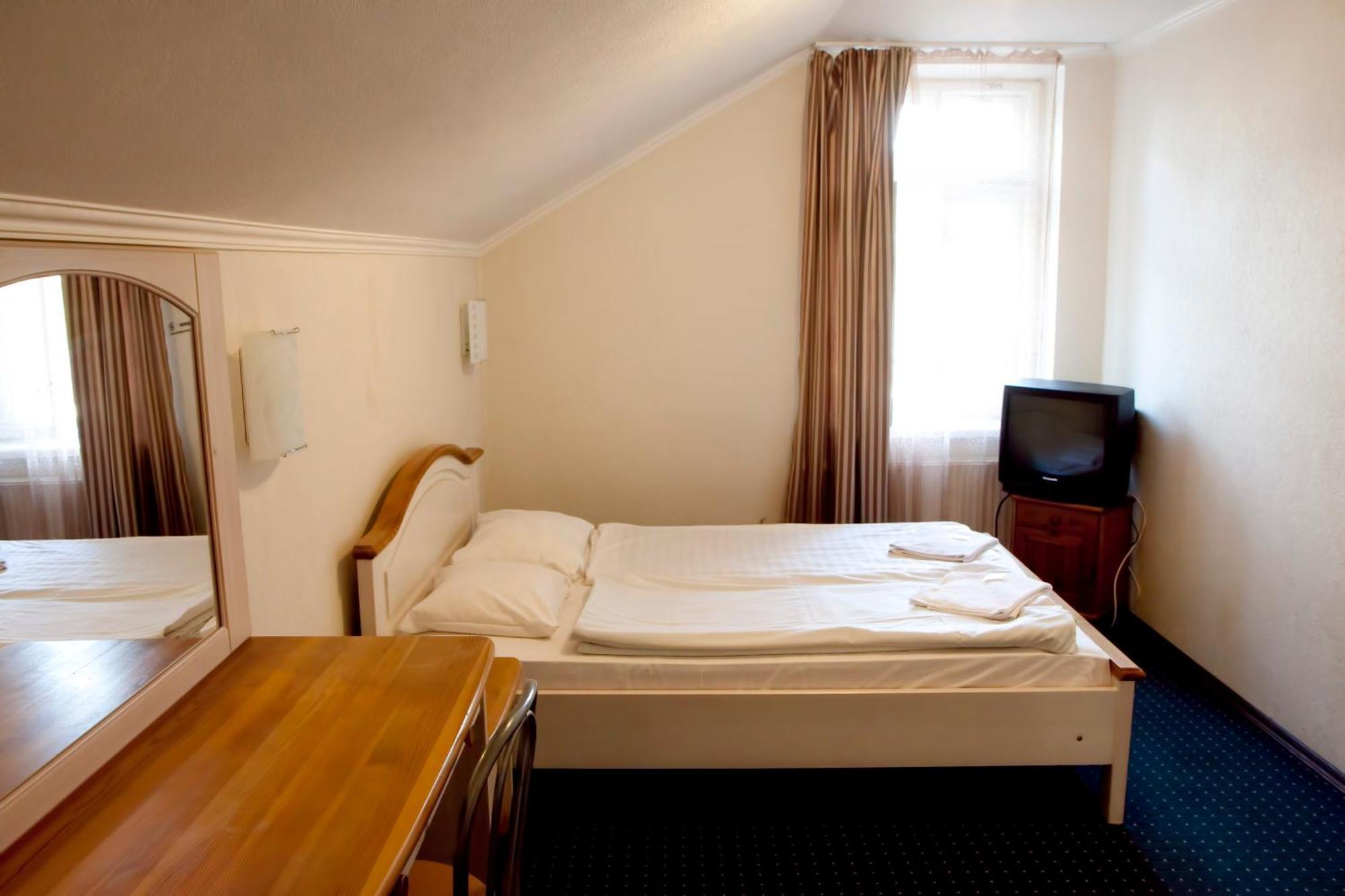 Sun Shine Apartments Jūrkalne Δωμάτιο φωτογραφία